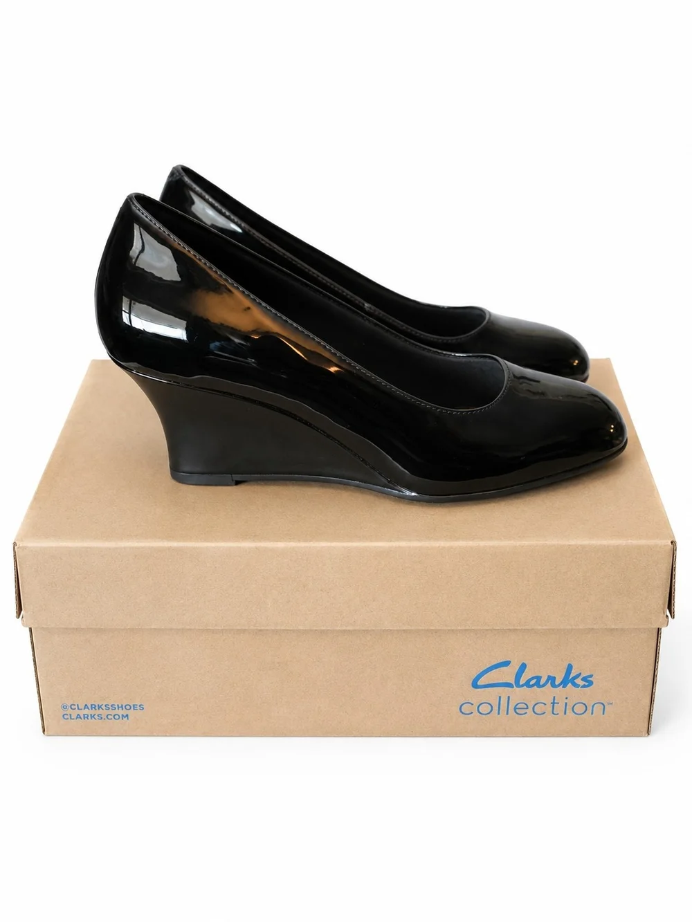 Clarks Collection Black Patent Leather Wedge Pumps Womens 7-11 NIB Comfort